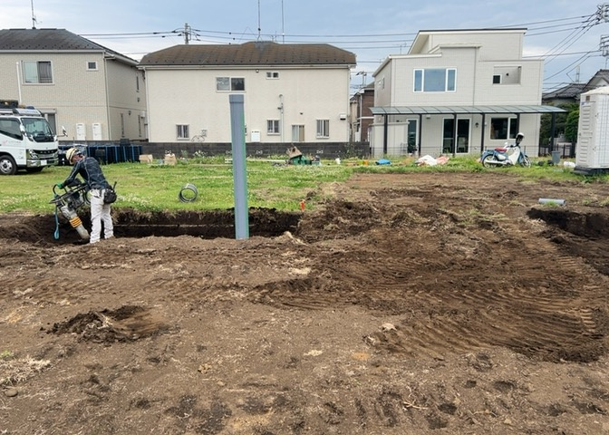 家を建てる前提で土地を探している場合、地盤の丈夫さは譲れない条件の一つです。地盤が脆弱だと追加工事が必要となります。また、過去に地盤沈下や液状化現象を起こした土地は、できるだけ避けた方がいいでしょう。