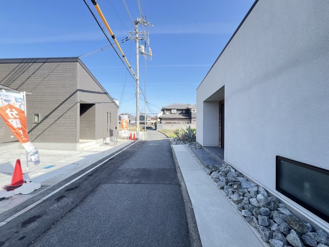 前面道路含む現地写真
