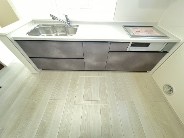 使い勝手と見た目を両立した上質なキッチンです