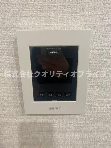 TV付きモニターインターフォン付いてます