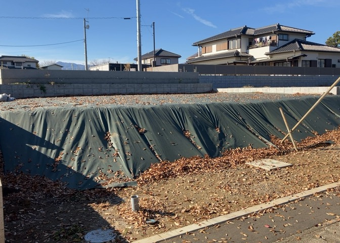 物件の詳細については、現地を見てわかること以外に、役所や法務局などで調べないとわからないことがあります。そのため、現地に行く場合は、もしこの物件を買ったらどのような生活ができるかをイメージしましょう。