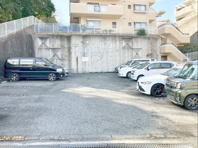 敷地内　駐車場