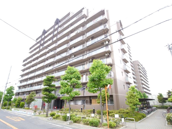 シャルマンフジ二色の浜の外観