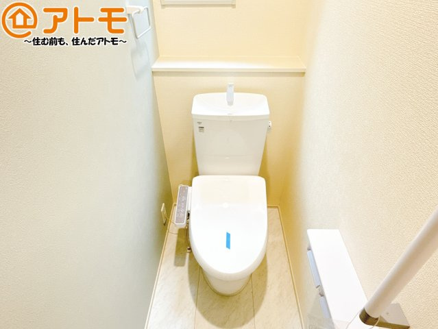 年代を問わず使いやすい洗浄機能付きのトイレ♪肌への負担をも減らせるのでお子様の敏感なお肌も安心！