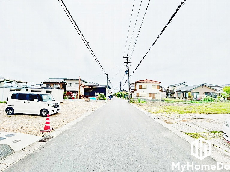 前面道路含む現地写真