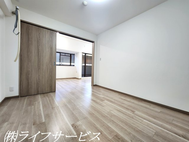 洋室5.1帖/クローゼット有
