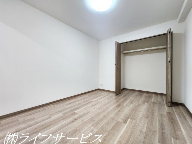 洋室5.1帖/クローゼット有