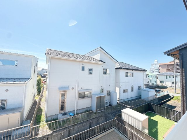 バルコニーからの眺望になります♪