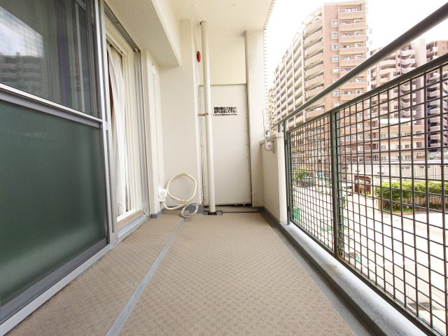【バルコニー】