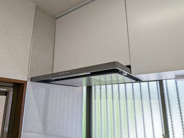 ～スタイリッシュな薄型レンジフード～