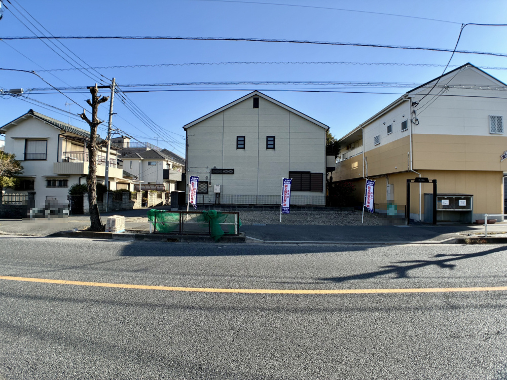 北西角地×前面16m公道で開放感と視認性の高い立地。約29坪の整形地で建物配置の自由度も確保された区画です。