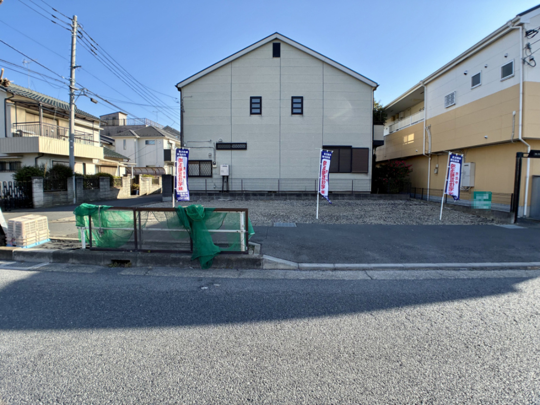 北西角地×前面16m公道で開放感と視認性の高い立地。約29坪の整形地で建物配置の自由度も確保された区画です。