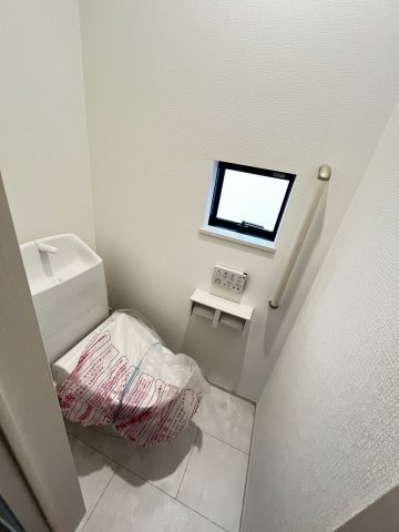 現地写真。1階のトイレです。