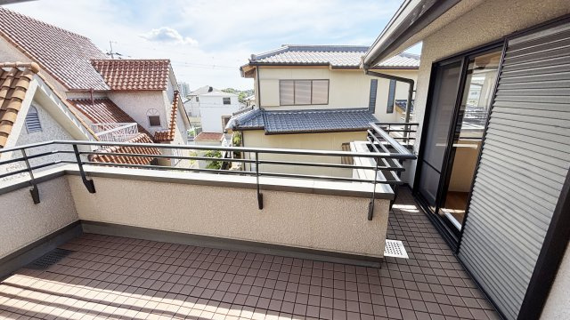 洗濯物がよく乾くバルコニー