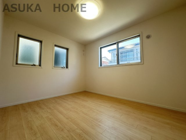 このお家で一番広い6.6帖の主寝室は居心地◎です♪