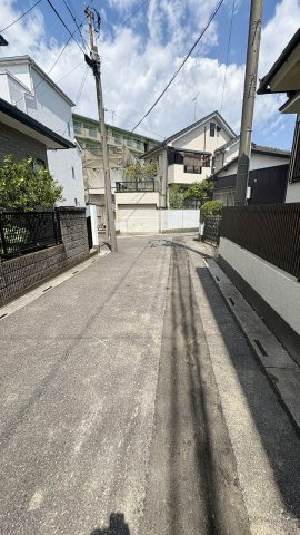 敷地約28坪・更地渡し！建築条件なし・お好きなハウスメーカーで建築可能です！自由設計で夢のマイホームはいかがでしょうか！
