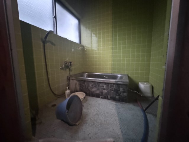コンパクトで使いやすいお風呂です