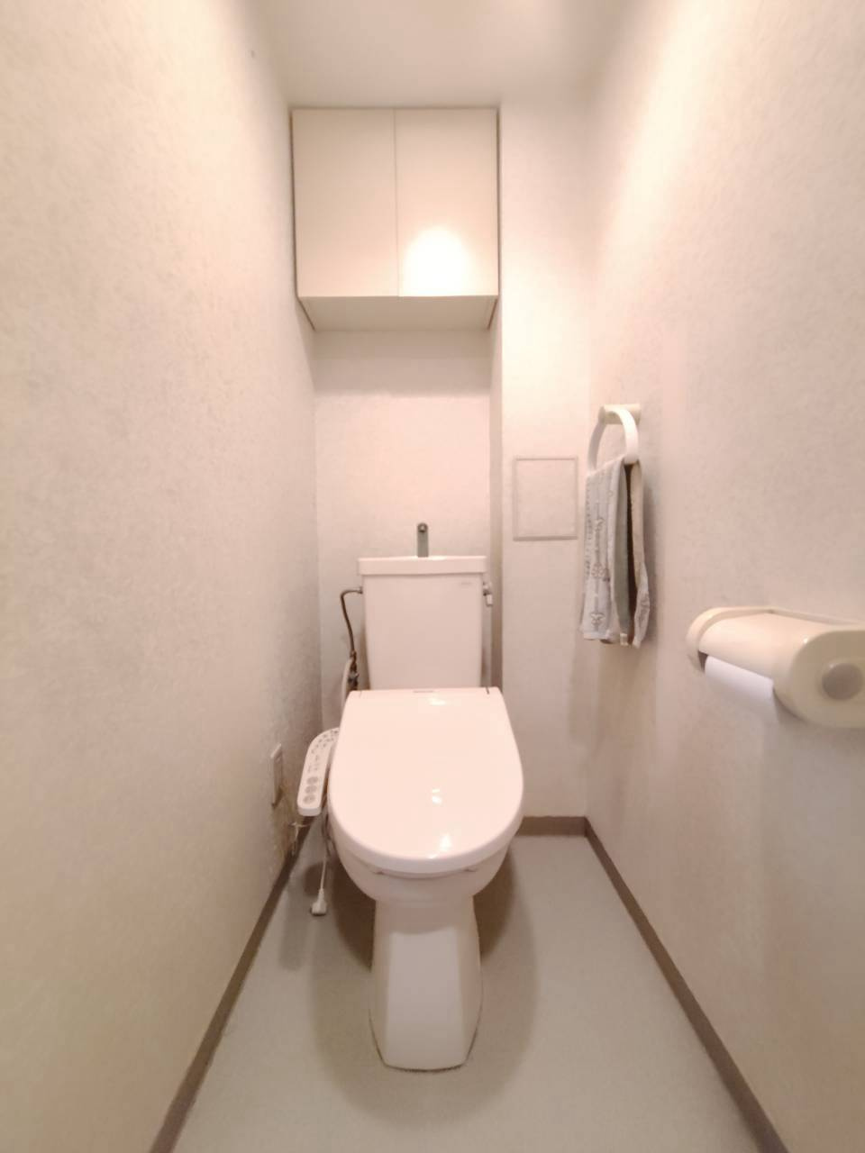 温水洗浄便座付トイレ