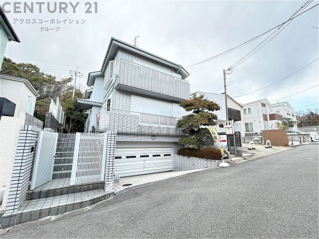 外観：328000491001