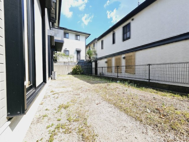 ■広い南庭■かわいいペットと幸せな楽しい時を過ごせます。