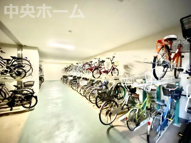 【自転車置き場】最新の空き状況や費用などの詳細は担当スタッフまでお問い合わせください。