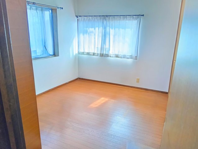 明るい空間でのびのびと生活できます。一日の疲れを癒すプライベート空間になりますね。