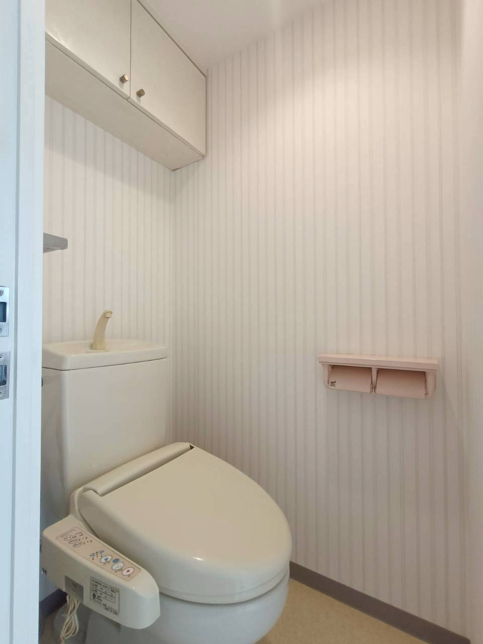 ゆったりとした空間のトイレです