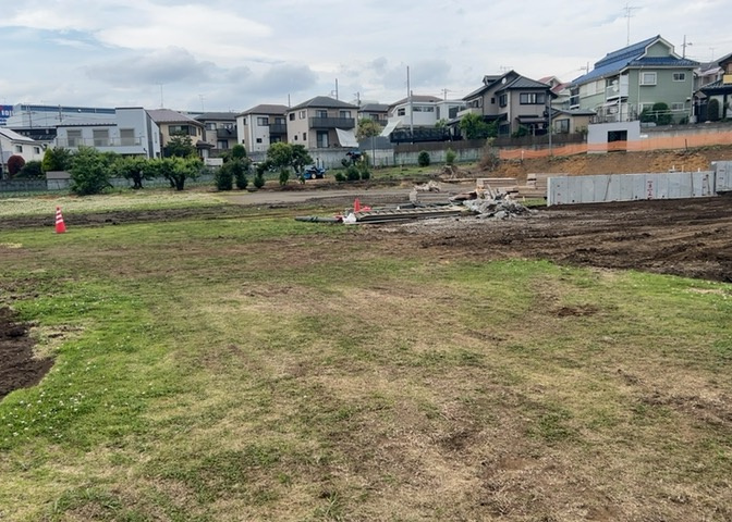 物件の詳細については、現地を見てわかること以外に、役所や法務局などで調べないとわからないことがあります。そのため、現地に行く場合は、もしこの物件を買ったらどのような生活ができるかをイメージしましょう。
