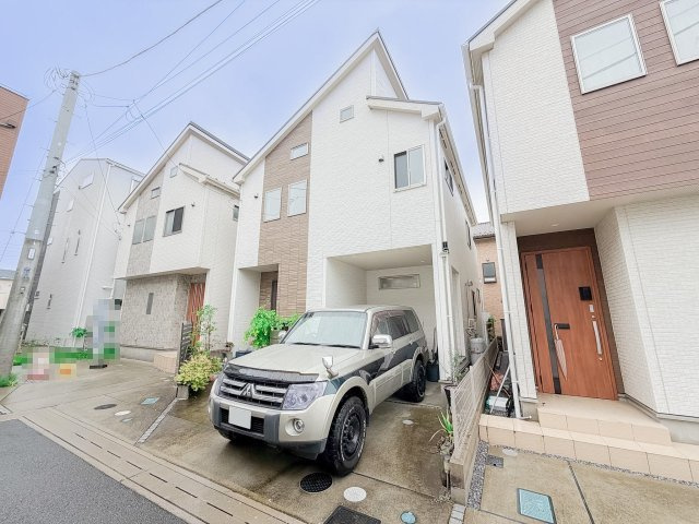 3LDK、各居室収納＋豊富な収納設計で、ご家族それぞれの荷物もすっきり整理可能！水回りがワンフロアにまとまり、家事がスムーズにこなせる間取りです！