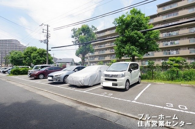 敷地内駐車場がございます！
