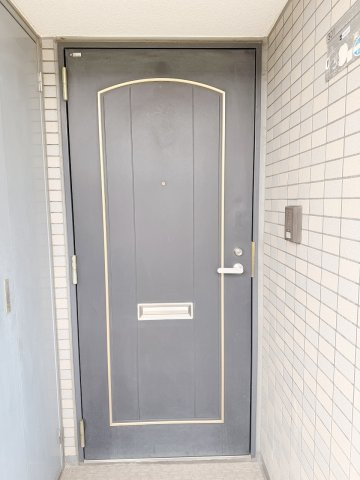 いつも家族の帰りを待っている玄関！