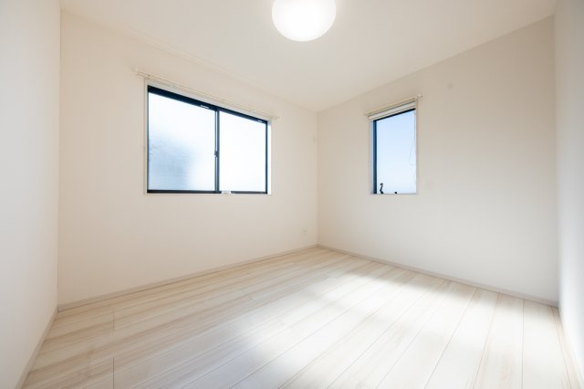 個人の部屋や寝室として使える洋室です