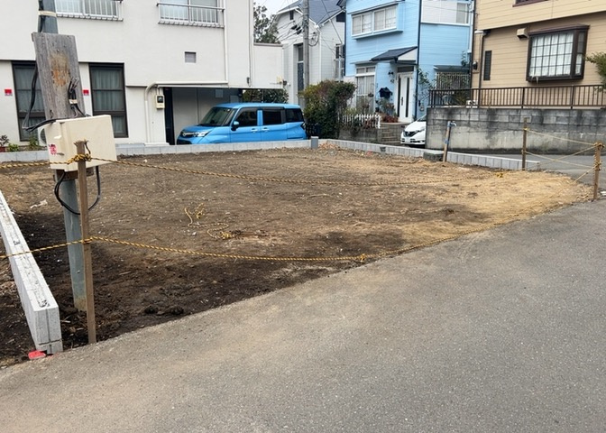 家族でのBBQを行うのであれば3坪程度の広さがあればよいでしょう。ガーデニングや家庭菜園を楽しむ際は、手入れが行き届く範囲にすると安心です。また、庭のある方角や接道が気になる方は事前に確認しましょう。
