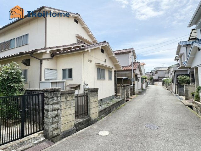 ●年中無休：当日予約可●北西向きで日当たりや通風は良好です。周辺は車通り少なく静かな環境です。