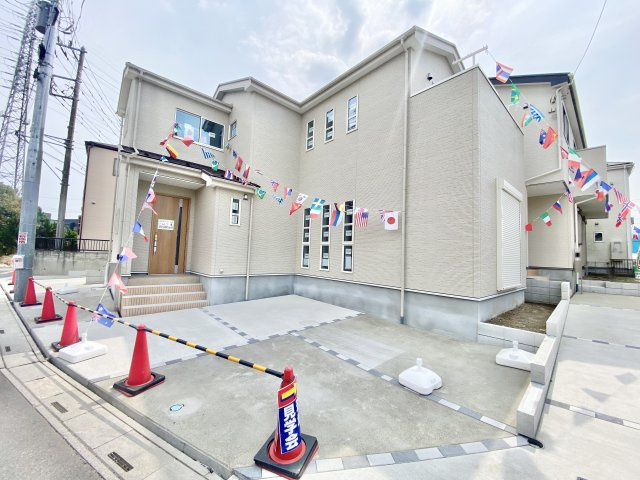 3号棟　全居室6帖以上・全居室に収納がある3LDK！家事動線を考慮した水回りの集中した間取りです！駐車スペース2台可(車種による)！