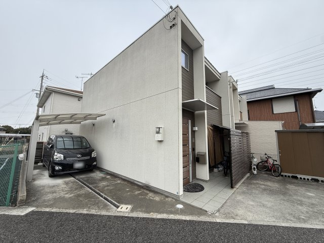 外観：328000600242