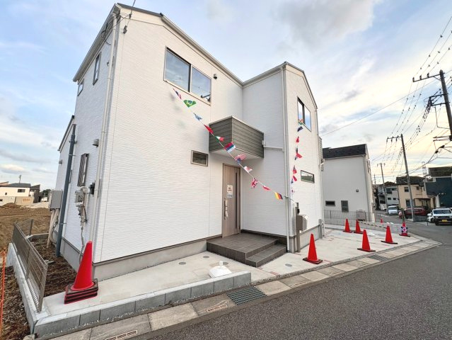 A号棟　全居室に収納がある3LDK！家事動線を考慮した水回りの集中した間取り・家事室あり！駐車スペース2台可(車種による)！