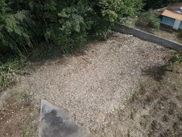 【笛吹市境川町小黒坂　売地の外観】