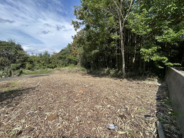 【笛吹市境川町小黒坂　売地の外観】