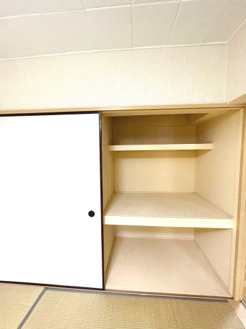 和室には押入収納あり