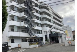 三協鶴間ガーデンハウスの外観