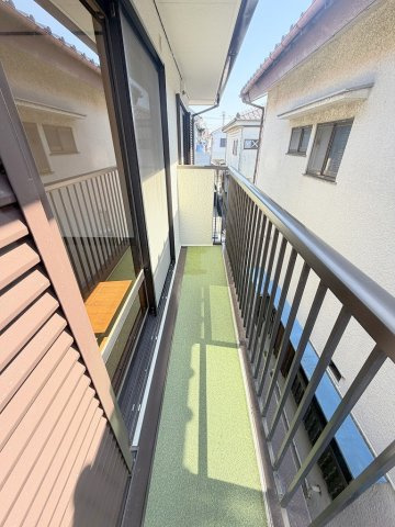 南向きのバルコニーです