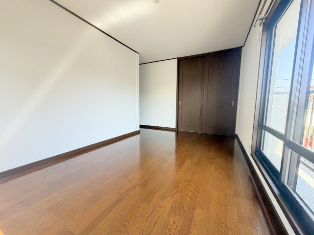 各居室に収納付きでお部屋がスッキリ片付きます