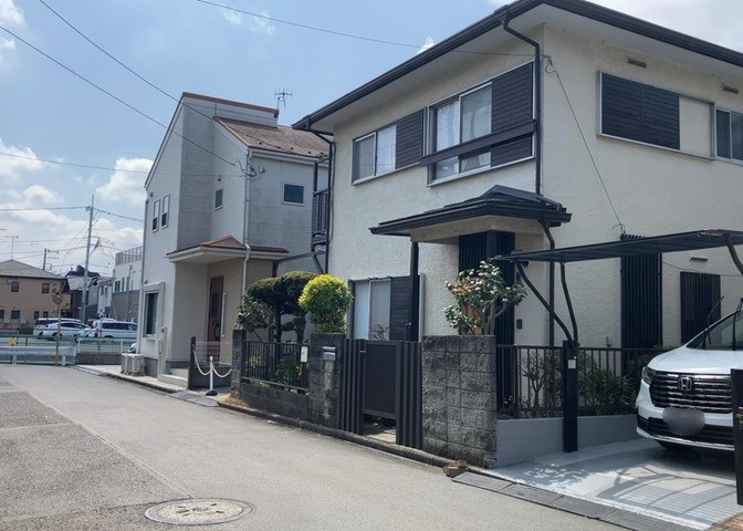 土地の地勢が高台の場合、景色を綺麗にみることができ、景色にこだわってお家探ししている方におすすめです！また平坦地よりも風通しがいいというメリットがあります。デメリットもあるので是非現地でご確認下さい。