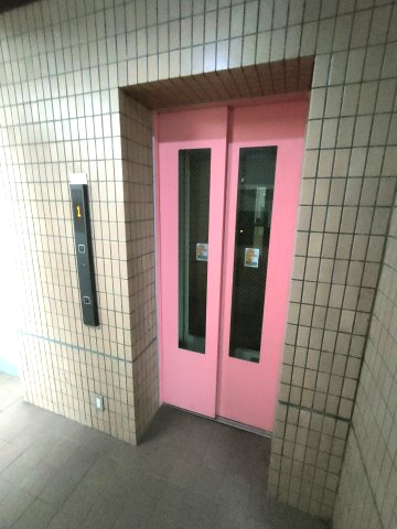 【エレベーター】