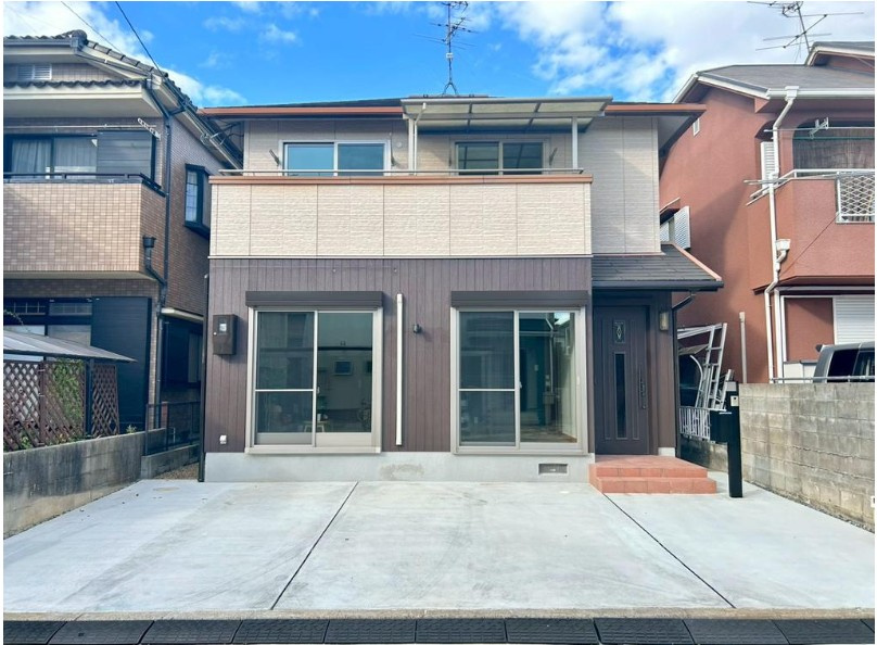 外観：327001694156