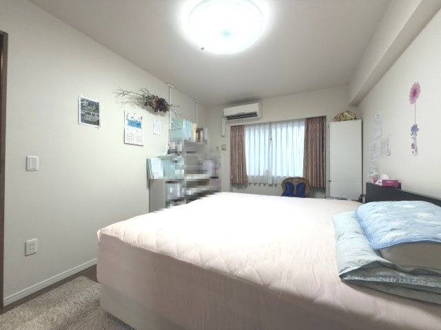約8.0帖の洋室