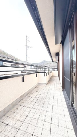 南向きのバルコニーになります♪