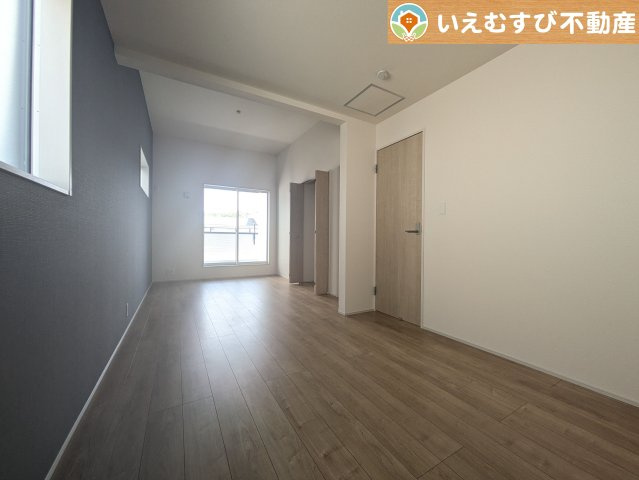 家族の成長に合わせて変化可能な間取り　間仕切り対応可能な2階洋室は将来お部屋を増やすことも可能です♪