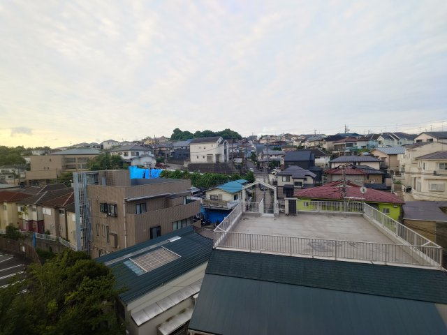 6階のため陽当たり、眺望、風通し良好です。